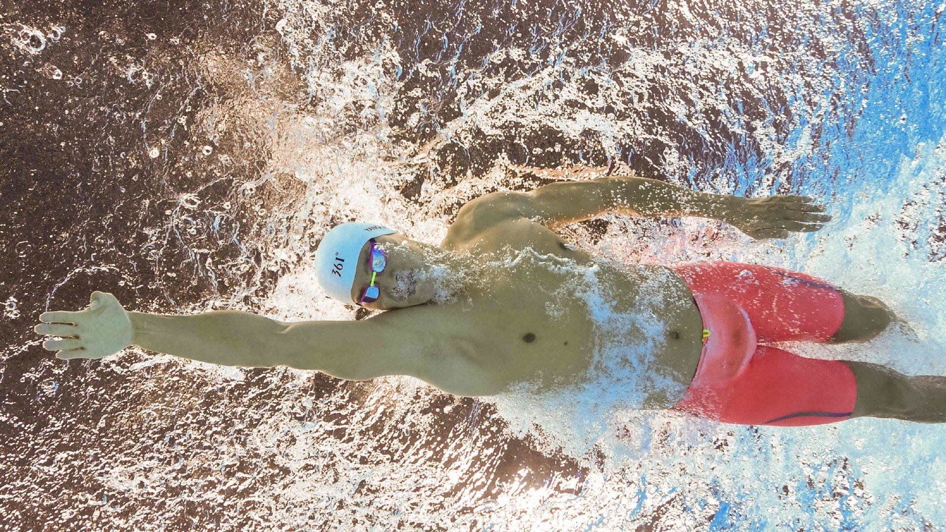 丹麦童话再续，完胜日本背后，加维如何成为新一代关键先生