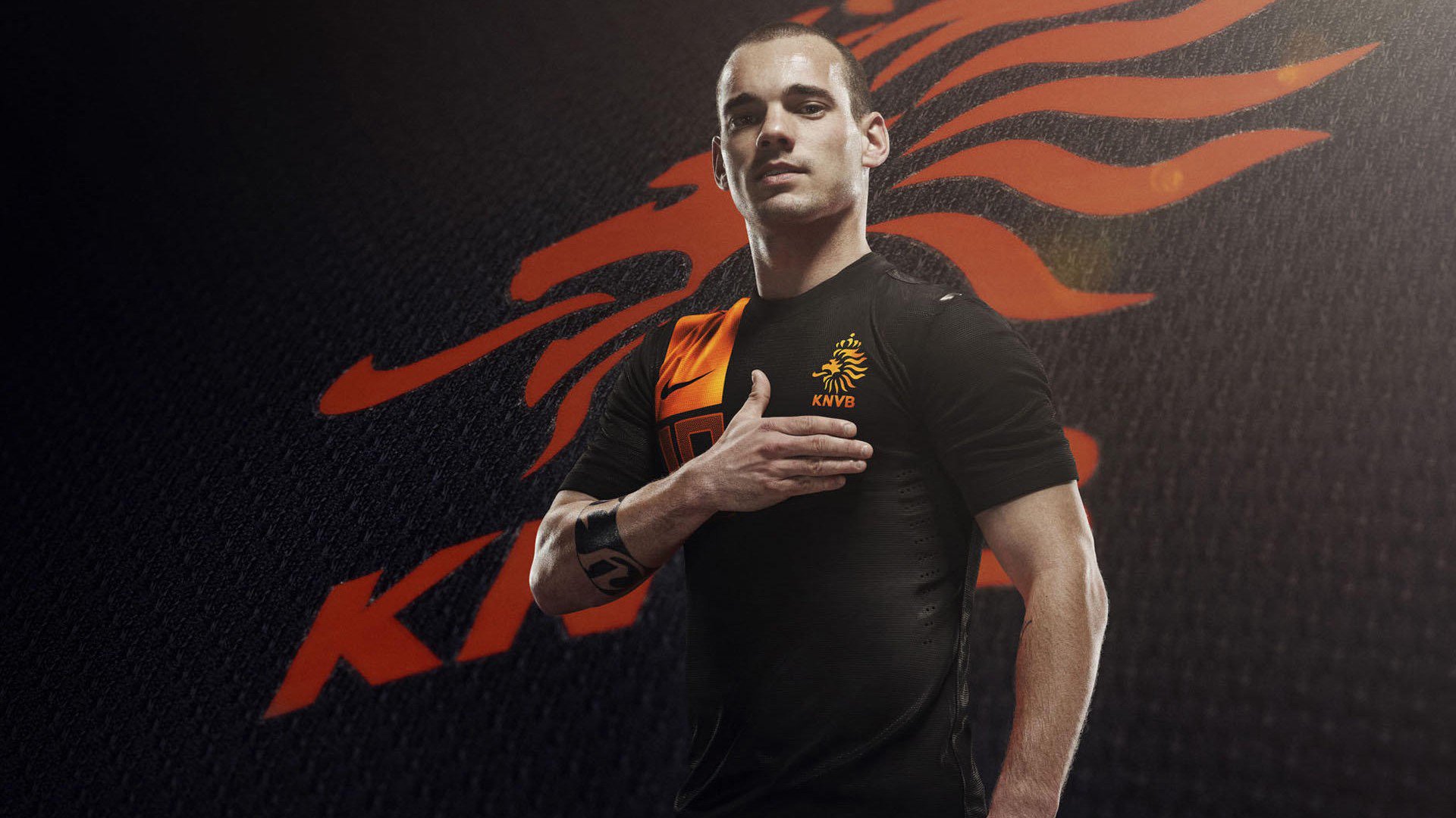 赛道终章，福克斯持续制造杀伤的F1年度争冠之夜