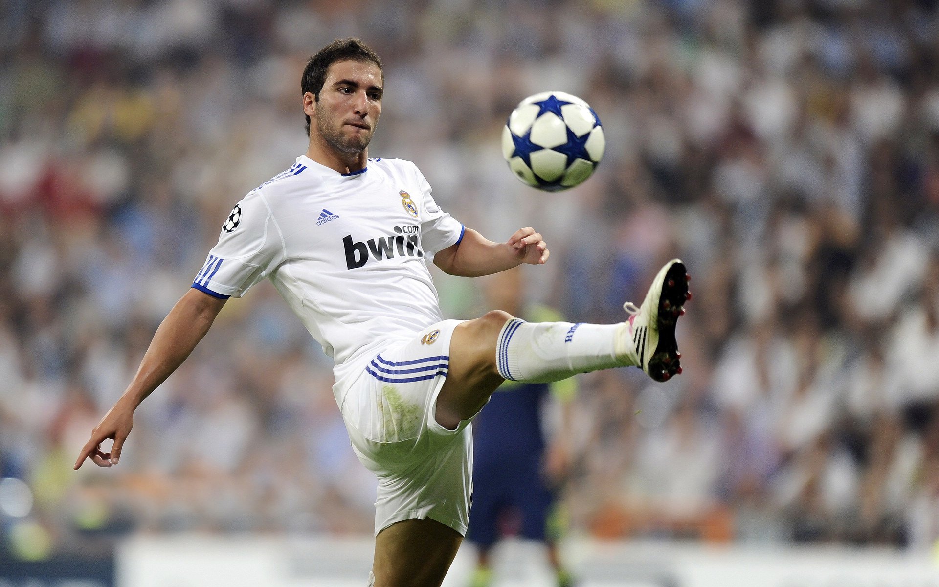 双线绝杀，马龙高光闪耀，德国战车碾过波兰